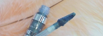 Essence Metal Shock Кремовые тени для век 