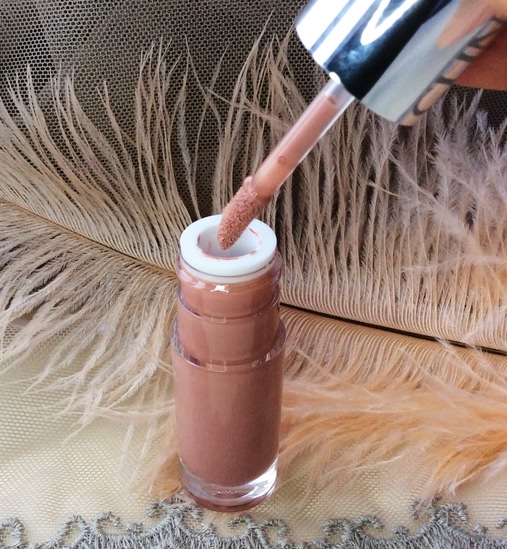 Блеск для губ Clinique pop splash lip gloss+hydration оттенок 02 Caramel pop