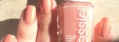 Весеннее настроение с Essie Oh Behave