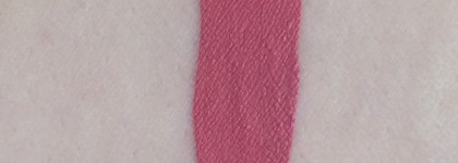 Новинка от Rimmel жидкие матовые помады Stay Matte Liquid Lip Color в оттенках: 210 Rose & Shine и 810 Plum This Show