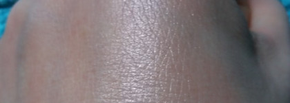 Хайлайтер Dior Diorskin Nudeskin Air Luminizer-Сверкающая роскошь! Прекрасное мерцание покорило меня. Сияющая звезда невесомости