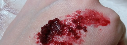 ОZ! Organic Zone: антицеллюлитное обертывание мята с эвкалиптом (охлаждающее) и антицеллюлитный горячий скраб для тела