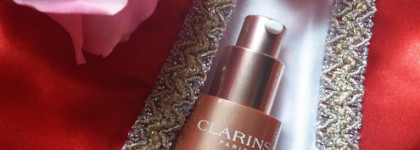 Clarins Total Eye Smooth бальзам против морщин для кожи вокруг глаз