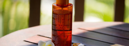 Безопасный загар и шелковистая кожа с маслом Lancaster Sun Beauty Satin Sheen Oil Spf30 Fast Tan Optimizer