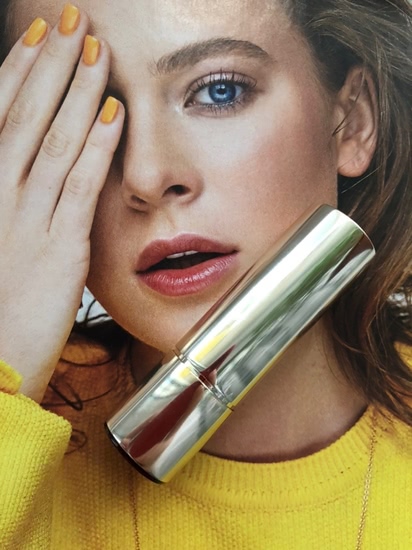 Глубокий ягодный оттенок Clarins Joli Rouge #754 deep red