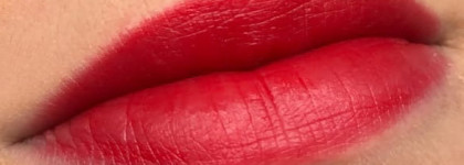 Пухлые губы от Shu Uemura Rouge unlimited amplified matte. RD163