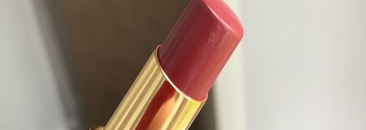 Обнаженная Роза на губах от YSL Rouge Volupte Shine. Она была прекрасна. #88 Rose Nu