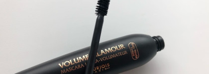 Отличница легкого поведения тушь для ресниц Bourjois Volume Glamour в оттенке #6 Noir ébène