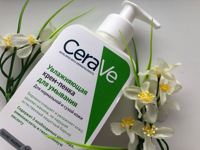 Мягкое очищение кожи с помощью CeraVe Hydrating Cream-to-Foam Cleanser For Normal to Dry Skin