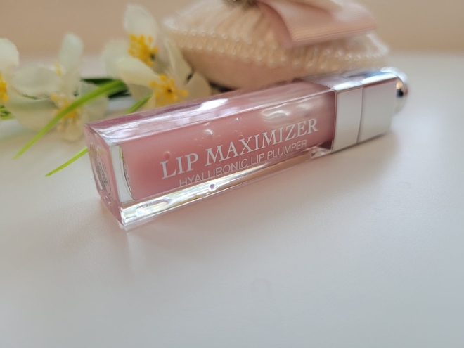 Неоднозначный блеск - бальзам Dior Addict Lip Maximizer Collagen Active High Volume Lip Plumper