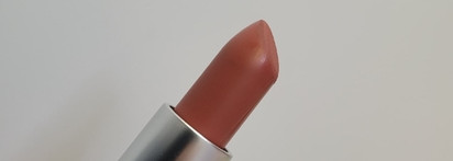 Нюд или не нюд? Такой противоречивый оттенок матовой помады Mac Lipstick в оттенке Velvet Teddy