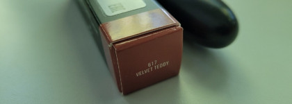 Нюд или не нюд? Такой противоречивый оттенок матовой помады Mac Lipstick в оттенке Velvet Teddy