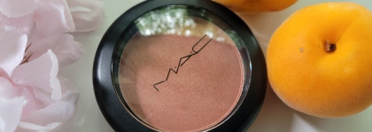 Румяна Mac Sheertone Shimmer Blush в оттенке Peachtwist. Персиковый поцелуй на моей коже