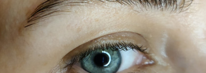 Пушистые брови идеальной парой - гель для бровей Benefit 24-hr Brow Setter и маркер Influence Brow Robot делают красиво