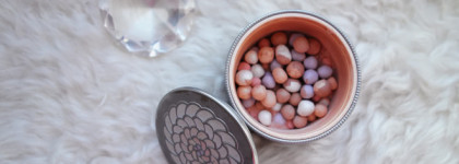 Самая "невидимая" пудра из тех, что у меня была. Guerlain Meteorites Perles Illuminating Powder