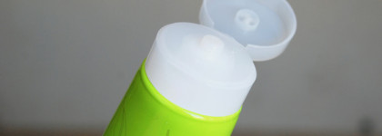 Мгновенное обновление кожи с помощью пилинг-скатки Green tea peeling vegetal от Premium Deoproce