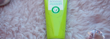 Мгновенное обновление кожи с помощью пилинг-скатки Green tea peeling vegetal от Premium Deoproce