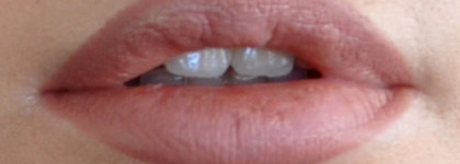 Мой must have. Два универсальных nude карандаша: NYX professional slide on lip pencil 14 и Miss Tais 780