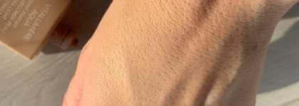 Любимая сезонная тональная основа Chanel Vitalumiere Aqua 10 Beige