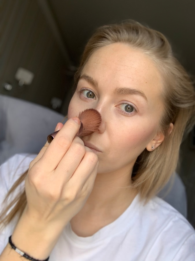 Как использовать румяна для макияжа глаз