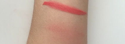 “Любовь-Нелюбовь” с гибридом для губ YSL Kiss&Blush