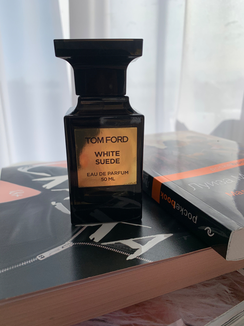 Ирен Форсайт и аромат для идеальной женщины White Suede Tom Ford