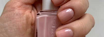 Розовая вуаль для ногтей Essie Nail Lacquer 15 Sugar Daddy