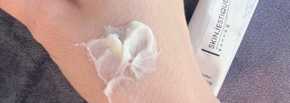 Достойно, весьма достойно Skinjestique Hydro Softening Peptide Cream