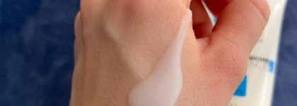 Мягкое очищение для кожи с акне крем-гель против несовершенств La Roche-Posay Effaclar H Iso-Biome soothing cleansing cream