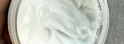 Восстанавливающая маска для волос Frndly Beauty With restoring complex and nourishing oils