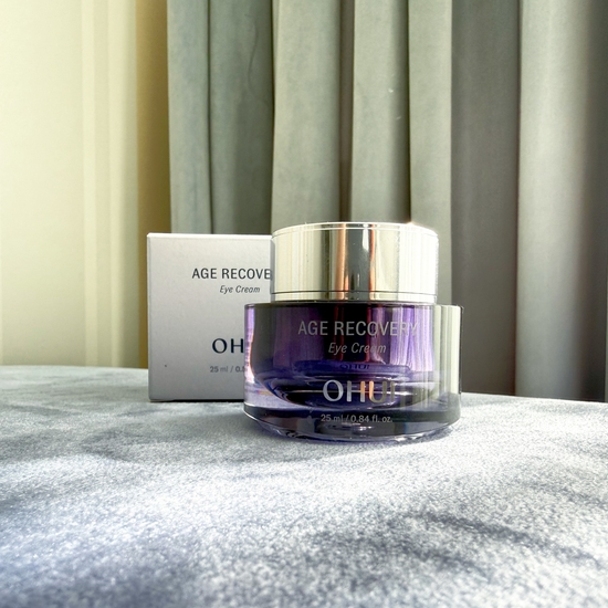 Новый любимчик в уходе за зоной век — Ohui Age Recovery Eye Cream