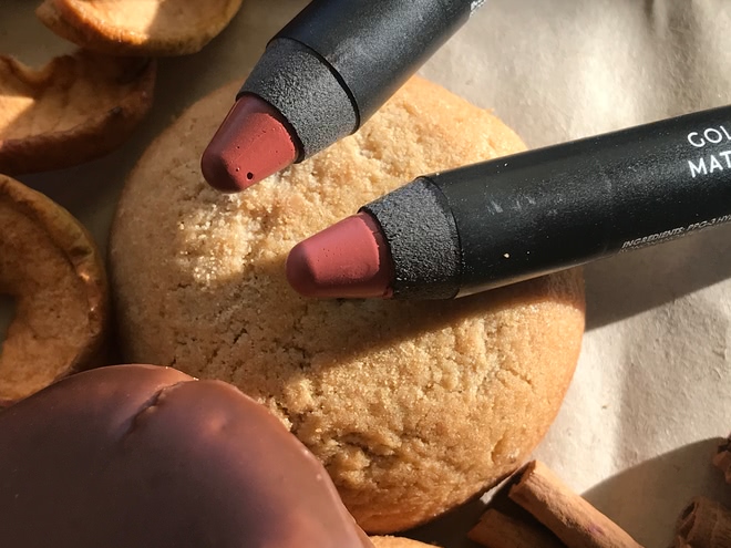 Неприлично дешевые и неприлично красивые Golden Rose Matte Lipstick Crayon