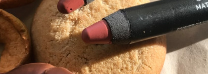 Неприлично дешевые и неприлично красивые Golden Rose Matte Lipstick Crayon