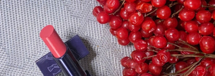 Сочная Chantecaille lip veil Impatiens