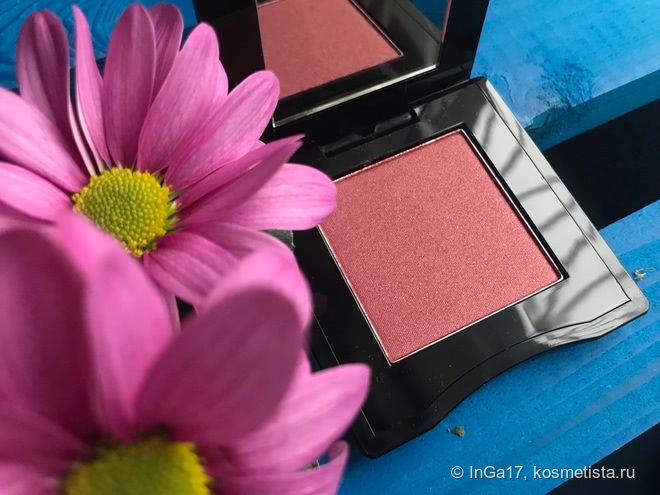 Румяна Shiseido InnerGlow Cheek Powder в оттенке Berry Dawn 08