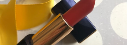 Поймай меня, если сможешь. Труднодоступная Estée Lauder Pure Color Envy Matte lipstick rouge 333 Persuasive