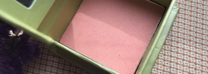 Летние любимцы. Румяна Benefit Dandelion и Galifornia