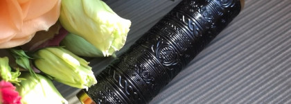 Le Rouge Parfum Scented lip color by Kilian. Heaven Rouge 100 & Heaven Rouge 200