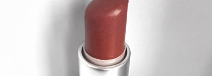 Красавица MAC Brave из линейки Satin lipstick