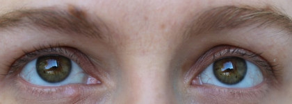 Essence Fall Back to Nature - I love extreme crazy volume brown mascara 01 stay natural - новая коричневая тушь маст-хэв