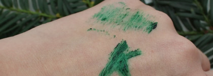 Yves Saint Laurent Mascara Vinyl Couture 3 I'm the Excitement - green - зеленая тушь для ресниц