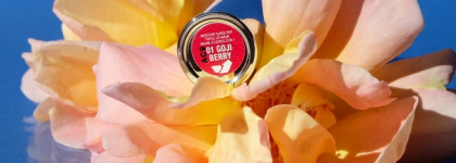 Хороший вариант на каждый день - Clinique moisture surge pop triple lip balm