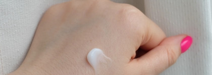 Восстанавливающее молочко для защиты и укрепления ослабленных волос Kerastase Resistance Ciment Thermique Resurfacing Strengthening Milk Blow-Dry Care For Damaged Hair