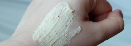 Что-то новенькое от Dove - Exfoliating body polish Crushed almond & mango butter