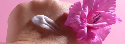 Holly Polly Keratin shock mask и тонкие осветлённые волосы