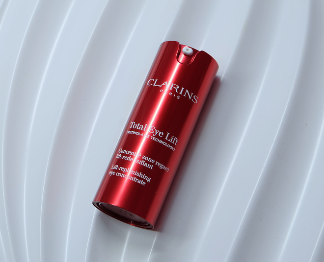 Обновленная версия Clarins Total Eye Lift Concentrate