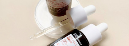 Neogen Real Vita C 22% Serum: серум с Аскорбил Фосфат Натрия, Аскорбиновой кислотой, Ниацинамидом, экстрактами “Acerola-plex”