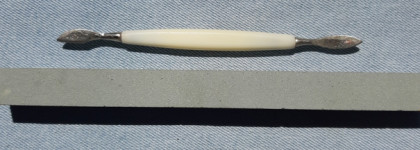 Проверенные временем помощники для домашнего маникюра