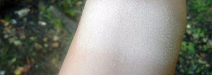 Пудра Catrice Colour Neutralizer Mattifying Powder:"двоечница" от немецкого бренда