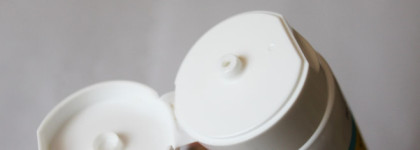 Любимый запах чайного дерева. Cosrx, Low pH Good Morning Gel Cleanser и Derma E, Tea Tree and Vitamin E Oil